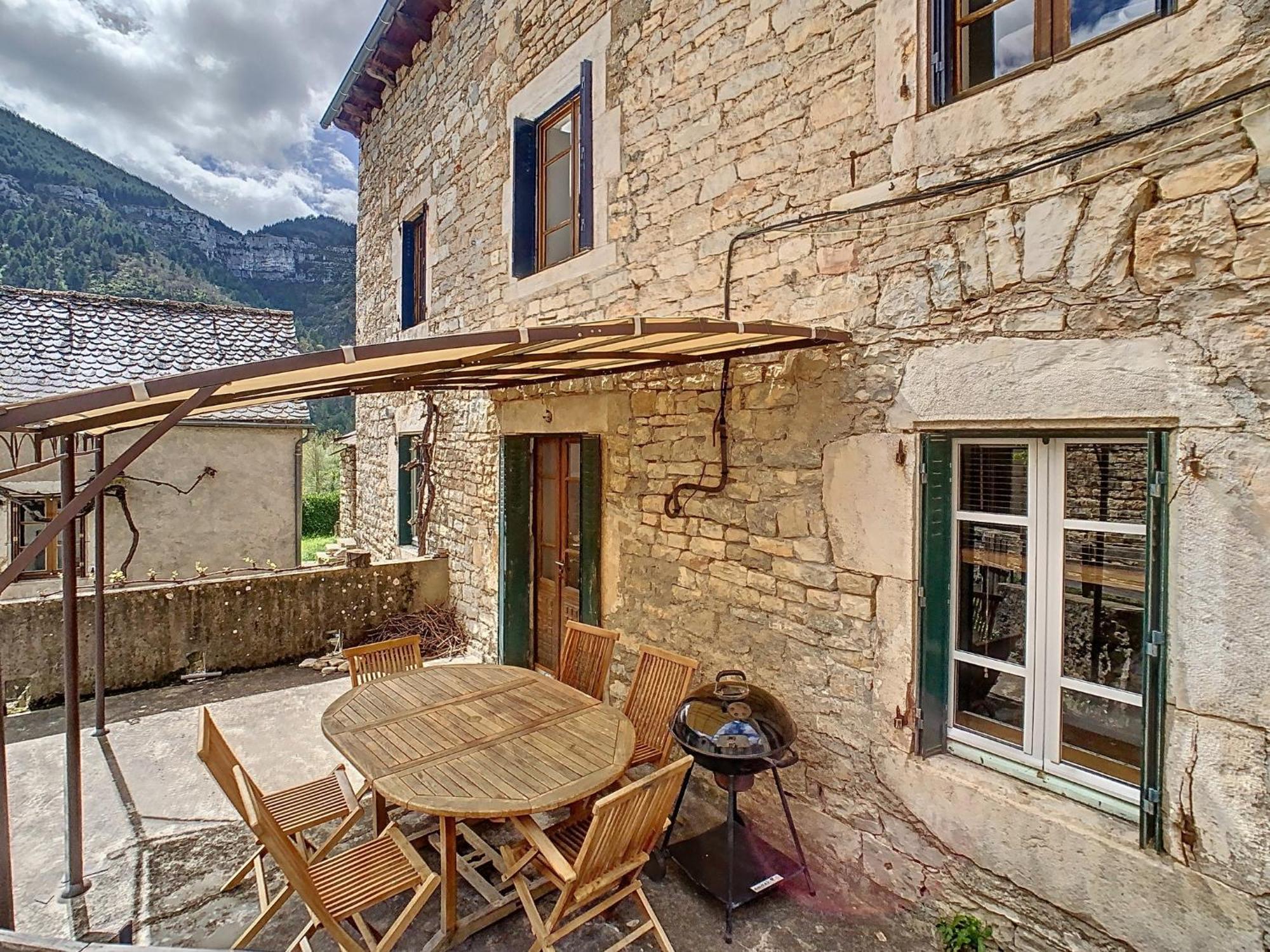 Gorges Du Tarn Gite En Pierres Avec Terrasse Quezac  Экстерьер фото